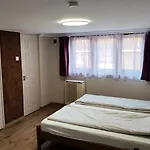 Ubytování v soukromí Dunaparti Vendeghaz *