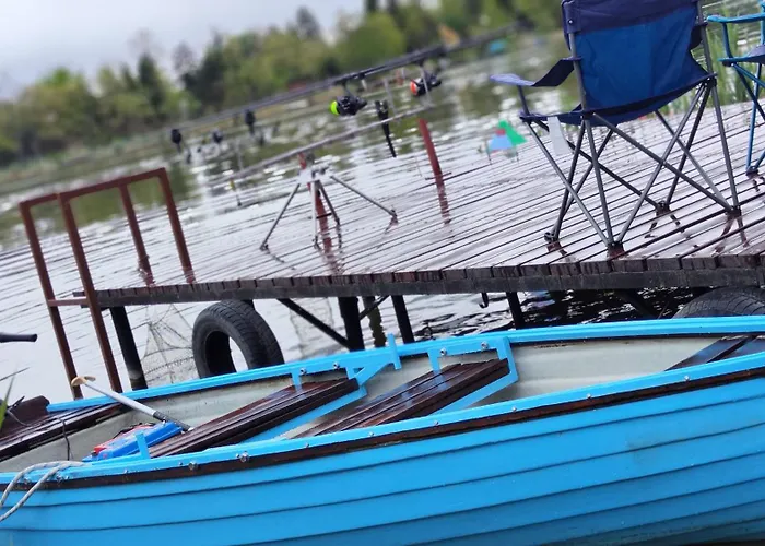 Dunaparti Vendeghaz * Рацкеве